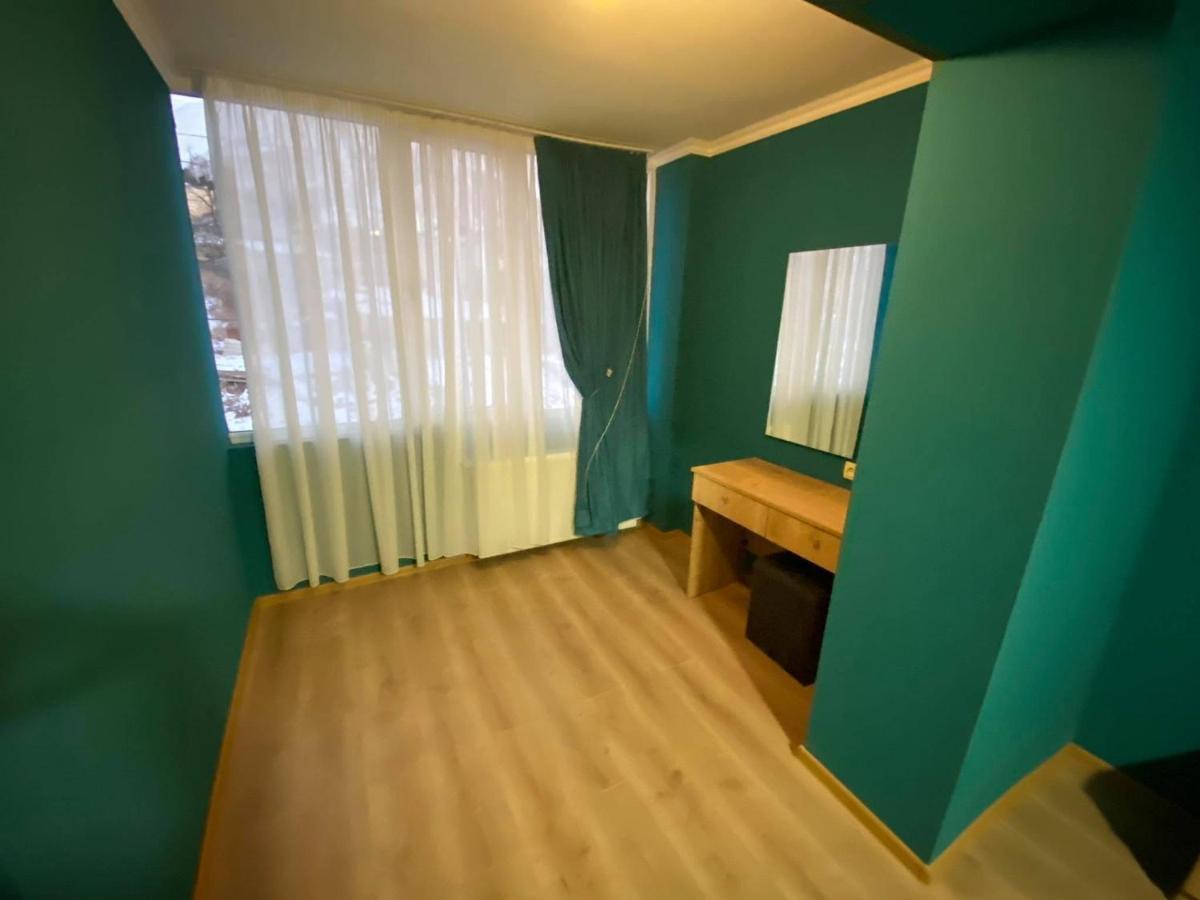 Kazbegi Apartment Buitenkant foto